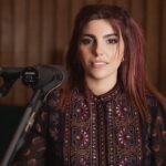 Yiati me Rotas: Η Αμάρια κάνει ντεμπούτο με το πρώτο Alt-Pop ελληνόφωνο τραγούδι της, σε acoustic εκδοχή.