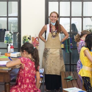 illustradays: Η Ίρις Σαμαρτζή επιλέγει τους αγαπημένους της εικονογράφους