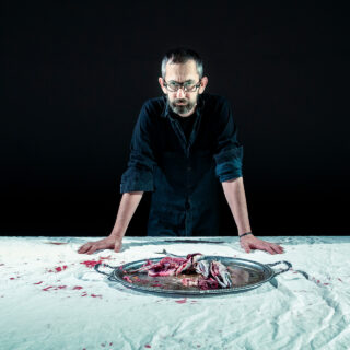 Παντελής Μάκκας: «Θέλω να πιστεύω πως αυτό είναι ο θάνατος, να μένεις μόνιμα σε μια στιγμή οργασμού. Και ίσως γι’ αυτό κανείς δεν γυρίζει πίσω»