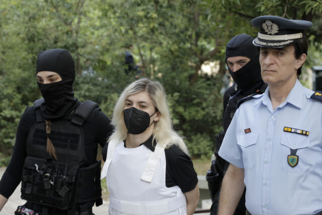 Σε απολογία για τους θανάτους της Μαλένας και της Ίριδας καλείται η Ρούλα Πισπιρίγκου