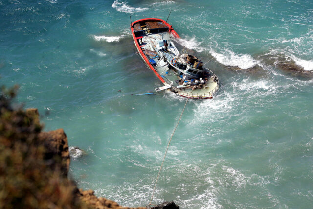 Ρόδος: Αγνοούνται 80 μετανάστες μετά από ναυάγιο