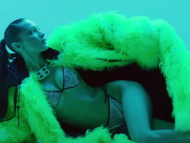 Top models σε μουσικά βίντεο, αυτή η (ωραία) μάστιγα