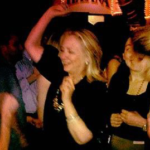 Η Χίλαρι Κλίντον εκφράζει την υποστήριξή της στην πρωθυπουργό της Φινλανδίας, Σάνα Μαρίν