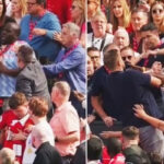 Μάντσεστερ Γιουνάιτεντ: Οπαδοί πιάστηκαν από τον λαιμό κατά τη διάρκεια του αγώνα