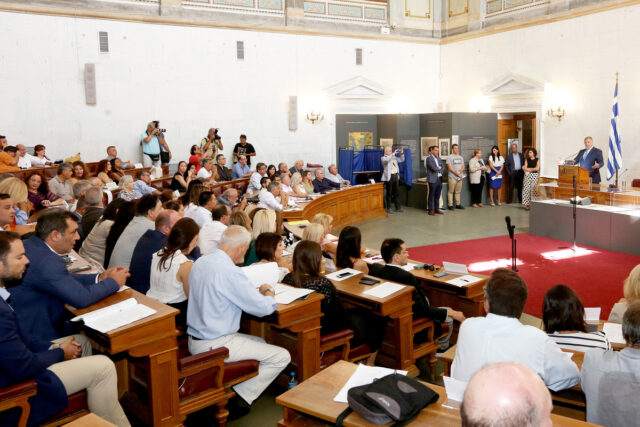 Την διαλεύκανση του σκανδάλου των υποκλοπών ζητά με ψήφισμα το Περιφερειακό Συμβούλιο Αττικής