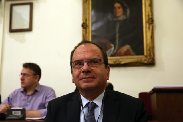 ΣΥΡΙΖΑ: Την «κατάλληλη ώρα» η απάντηση στη Νέα Αριστερά για τον νέο ΠτΔ