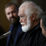 Πέθανε ο Κώστας Καζάκος