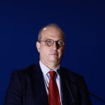 Γιάννης Οικονόμου: Επεκτείνεται το επίδομα μητρότητας από τους 6 στους 9 μήνες και στον ιδιωτικό τομέα