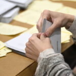 Εκλογές Σουηδία: Ζυμώσεις για τον σχηματισμό κυβέρνησης ανάμεσα στη Δεξιά και την Ακροδεξιά