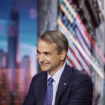 Μητσοτάκης στο Bloomberg: «Είναι εξωφρενικό η Τουρκία που εργαλειοποιεί τους μετανάστες να κατηγορεί την Ελλάδα»