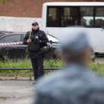 Ρωσία: Κατονομάστηκε ο δράστης της πολύνεκρης επίθεσης σε σχολείο του Ιζέφσκ – Ερευνώνται οι σχέσεις του με νεοναζί