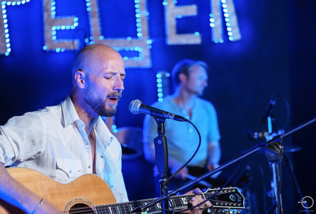 Νέες εκτελέσεις από τους Madrugada για το Majesty και το Strange Cοlour Blue