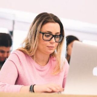 Εξ αποστάσεως σπουδές Επαγγελματικού Προσανατολισμού και Συμβουλευτικής