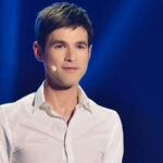 Μένιος Φουρθιώτης: Διακόπηκε για την Παρασκευή η δίκη του παρουσιαστή