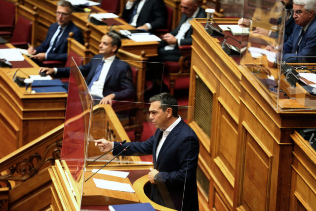 Τσίπρας: Ο Πάτσης συμβολίζει τη λεηλασία του δημοσίου πλούτου από τις γαλάζιες ακρίδες
