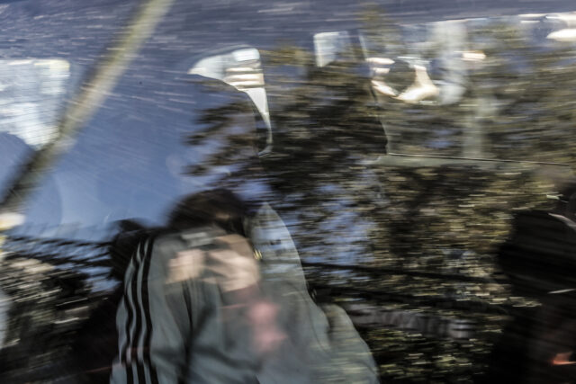 Στα δικαστήρια μεταφέρθηκε η μητέρα της 12χρονης προκειμένου να απολογηθεί