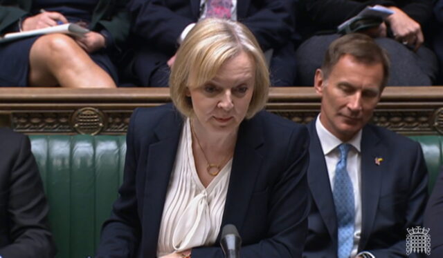 Η Λιζ Τρας ανακοίνωσε την παραίτησή της