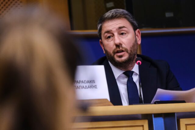 Ανδρουλάκης στην PEGA: «Περιμένουν από το θύμα να πει γιατί τον παρακολουθούσαν και να βρει ποιος έχει το Predator στην Ελλάδα;»