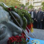 Ο Αλ. Τσίπρας κατέθεσε στεφάνι στο Πολυτεχνείο: «Το μήνυμα της εξέγερσης του Νοέμβρη πιο επίκαιρο από ποτέ»