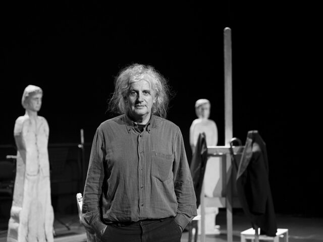 Δήμος Αβδελιώδης: «Η τέχνη αν δεν ενθουσιάζει είναι κάτι άλλο. Το άλλο, ας το ψάξουν οι ψυχαναλυτές»