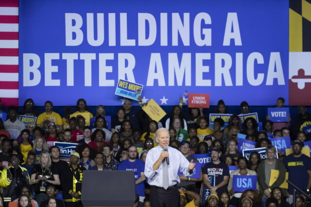 Οι Δημοκρατικοί ετοιμάζονται για βαριές απώλειες στις ενδιάμεσες εκλογές