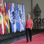 G20 – φον ντερ Λάιεν: «H Ρωσία ότι προτιμά να καίει φυσικό αέριο αντί να το πουλά»