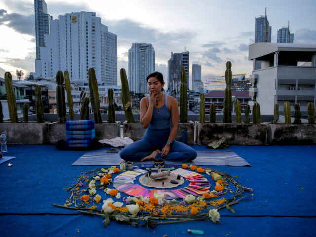 Γιόγκα και μαριχουάνα στην Ταϊλάνδη