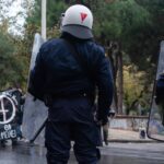 Οκτώ προσαγωγές και τέσσερις συλλήψεις κατά την επιχείρηση εκκένωσης κατάληψης στη Θεσσαλονίκη