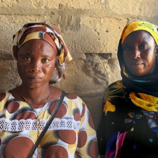 Αποστολή στη Σενεγάλη: Η Aida & η Ndeye είναι δύο αρχηγοί κοινοτήτων που βάζουν γυαλιά στην πατριαρχία