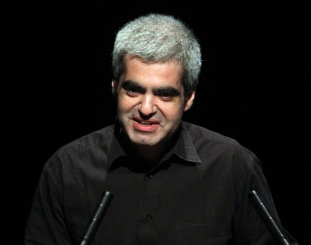 Τι απάντησε ο Β. Παπαθεοδώρου για το υλικό παιδικής πορνογραφίας πέντε ετών που κατείχε