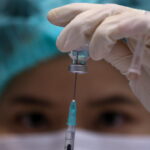 Τρία χρόνια μετά την πανδημία του κορωνοϊού, η θνητότητα της COVID-19 παραμένει δύσκολο να εκτιμηθεί