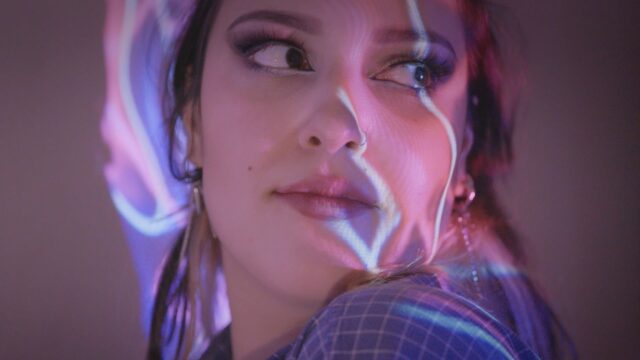 Το “Girlhood” της Βάνιας Τέρνερ και Μαρίας Σιδηροπούλου κάνει ψηφιακή πρεμιέρα στο Οnassis Channel στο YouTube