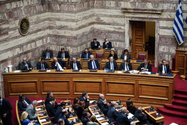 Την προσεχή εβδομάδα η ψήφιση του νομοσχεδίου για την ιδιωτικοποίηση του νερού