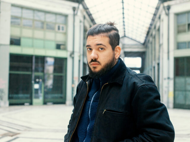 Ορέστης Σταυρόπουλος: «Πιο απαραίτητο είναι να βάζουμε ερωτήματα παρά να δίνουμε απαντήσεις»