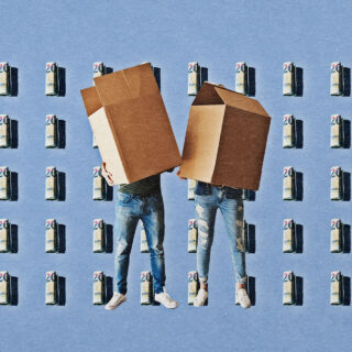 Ιστορίες αστικής συγκατοίκησης: Δυο-δυο, στις αυξήσεις δυο-δυο