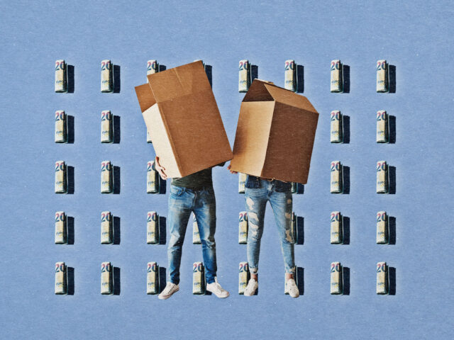 Ιστορίες αστικής συγκατοίκησης: Δυο-δυο, στις αυξήσεις δυο-δυο