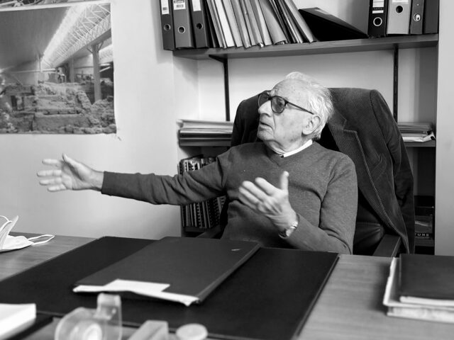 «Βόμβα» Χρίστου Ντούμα στην Popaganda: «Τουλάχιστον 4-5 ειδώλια από τη Συλλογή Στερν που εκτίθεται στην Αθήνα είναι πιθανότατα κίβδηλα»