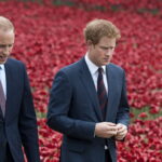 Ουίλιαμ και Χάρι πιάστηκαν στα χέρια για τη Μέγκαν Μαρκλ – «Με άρπαξε από τον γιακά και με έριξε στο πάτωμα»