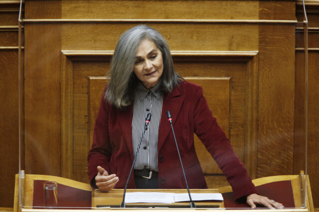 Πρόταση δυσπιστίας – Σακοράφα: «Οι υποκλοπές είναι βαρύ έγκλημα κατά της Δημοκρατίας» [ΒΙΝΤΕΟ]