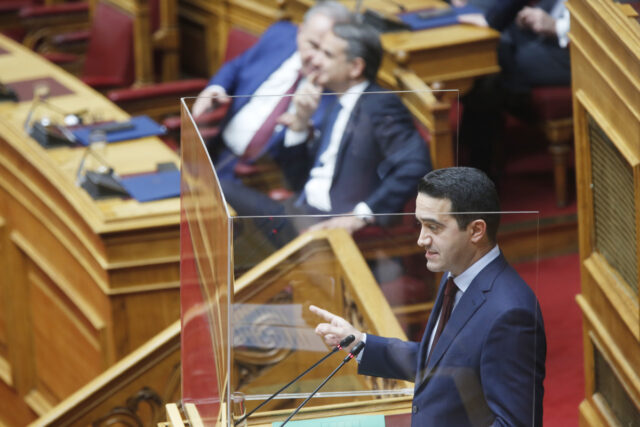 Πρόταση δυσπιστίας – Κατρίνης: «Καλούμε τον ελληνικό λαό να ανατρέψει με την ψήφο του τη σημερινή παρακμή που απειλεί τη χώρα» [ΒΙΝΤΕΟ]