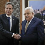 Ο Αμπάς συγκρίνει τους εκτοπισμούς στη Γάζα με την εξορία των Παλαιστινίων το 1948