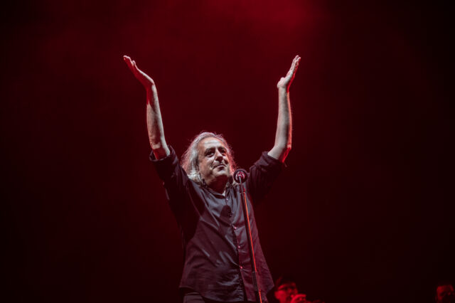 Ο Γιάννης Αγγελάκας έρχεται για δύο συναυλίες στο Fuzz Live Music Club