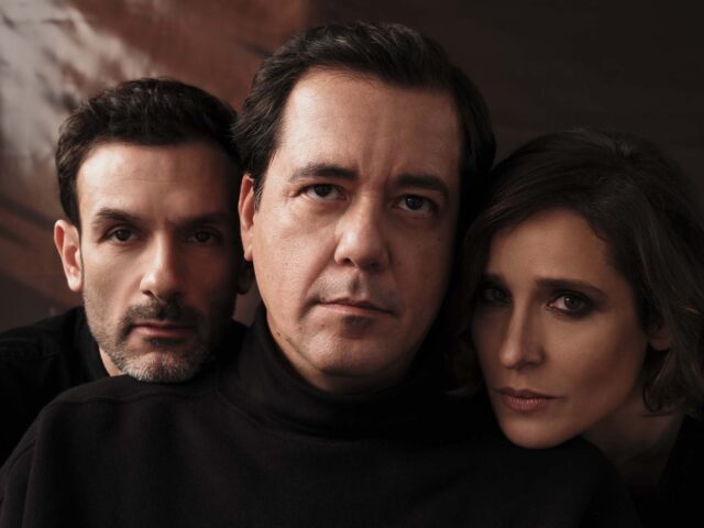 To George του Ευθύμη Φιλίππου και του Larry Gus θα σε στοιχειώσει