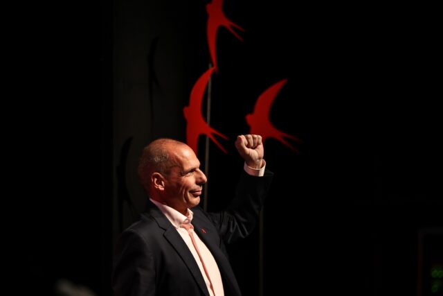 Επίσημη επίσκεψη του Γιάνη Βαρουφάκη στην Κούβα