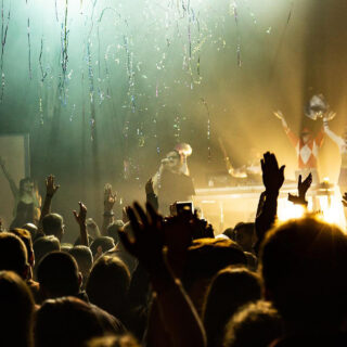 Πού να βγείτε τον Ιανουάριο για να… μη βγείτε από το γιορτινό κλίμα