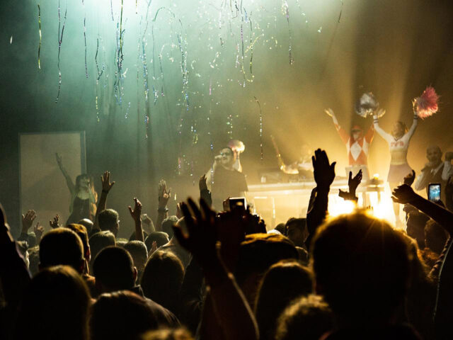 Πού να βγείτε τον Ιανουάριο για να… μη βγείτε από το γιορτινό κλίμα