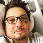 «Είμαι πολύ χάλια για να γράψω»: Το πρώτο μήνυμα του Τζέρεμι Ρένερ μετά το ατύχημα