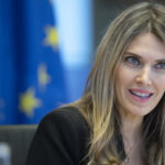 Δέκα ευρωβουλευτές διαμαρτύρονται για τις συνθήκες κράτησης της Εύας Καϊλή