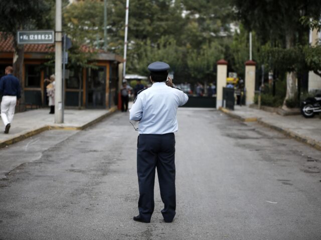 Φάρσα το τηλεφώνημα για βόμβα στα δικαστήρια της Ευελπίδων