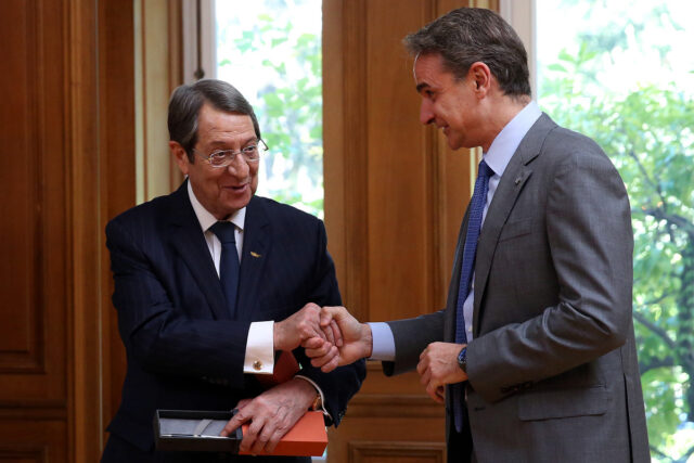 Στο Μάτι ο Κυριάκος Μητσοτάκης με τον πρόεδρο της Κυπριακής Δημοκρατίας, Νίκο Αναστασιάδη